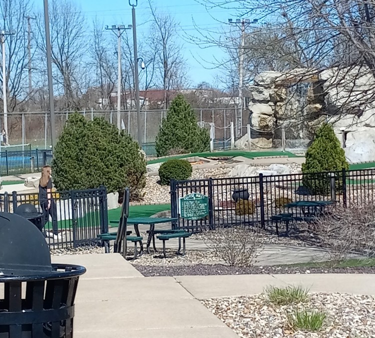 The Batting Cage and Mini Golf - Quincy Park District (Quincy,&nbspIL)
